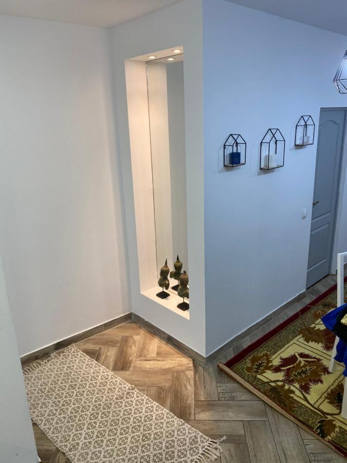 Garden Apartament Petrila المظهر الخارجي الصورة