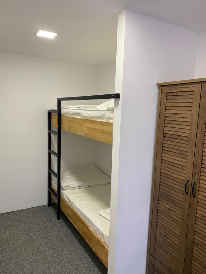 Garden Apartament Petrila المظهر الخارجي الصورة