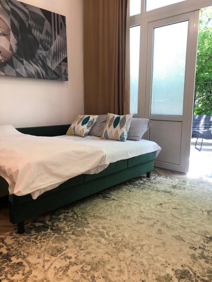 Garden Apartament Petrila المظهر الخارجي الصورة